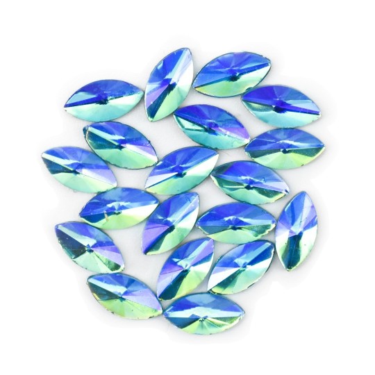Nail art et décorations d'ongles : GRANDES PIERRES VERT AQUA DÉCORATION CHICCO H509 PAILLETTES ET Strass