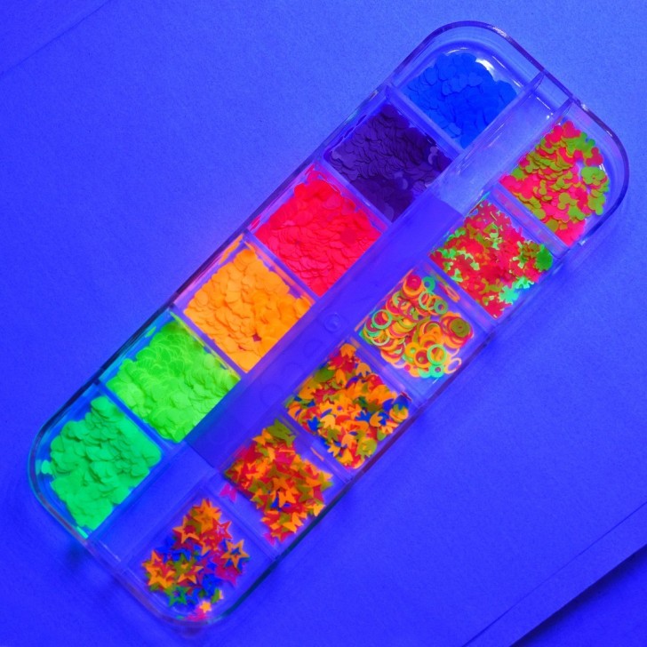Nail art and nail decorations: Fluo Mix NAIL DECORATION - DC008 Glitter AND Paillettes