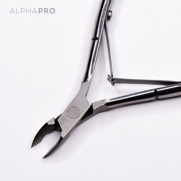 Accessoires pour ongles ALPHA PRO3 Pince en acier - 4 mm nails à usage professionnel