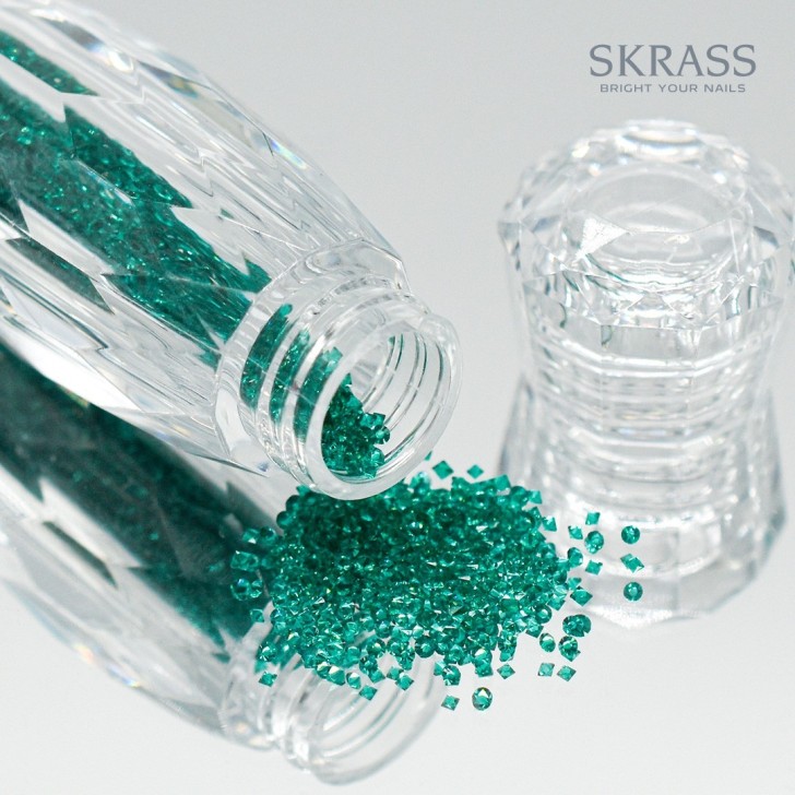 CRYSTAL SKRASS MICRO - 04       Verde Smeraldo