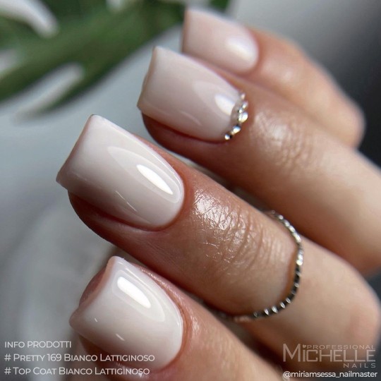 smalto semipermanente colore per unghie Michellenails PRETTY Gel Semipermanente Colour - 169 Bianco Lattiginoso Semicoprente 2
