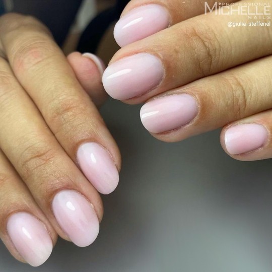 Vernis à ongles semi-permanent couleur Michellenails PRETTY Gel Semi-permanent Colour - 151 2