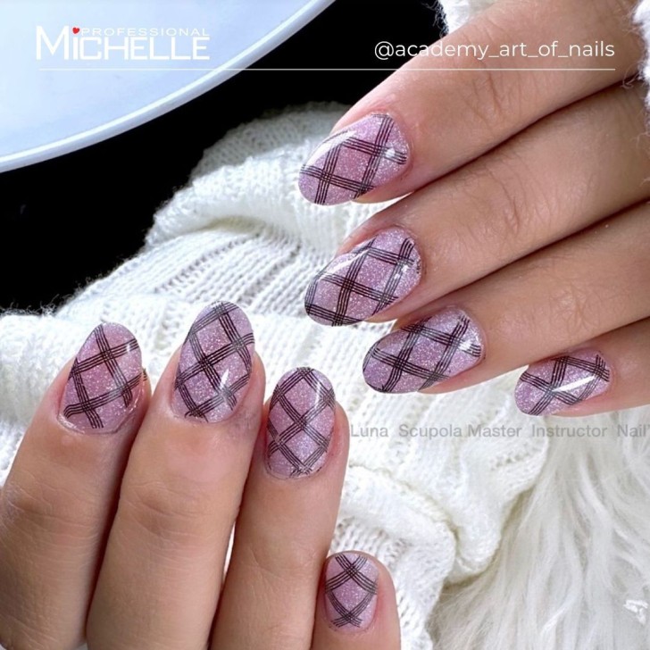 Pretty Platinum Soak Off Colour - 21Pl