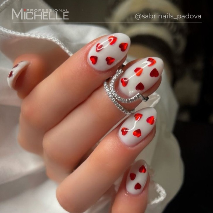 Paillettes Cuori Rossi H770