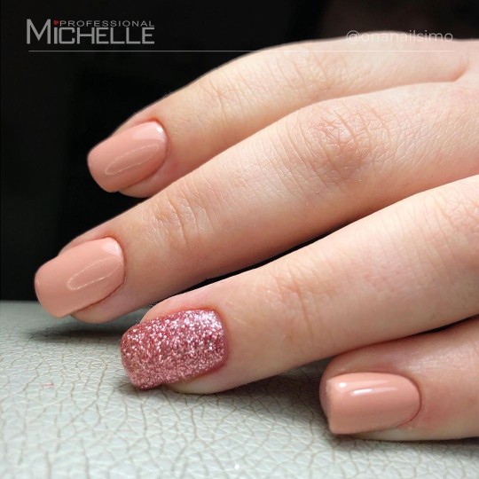 Vernis à ongles semi-permanent couleur Michellenails PRETTY Gel Semi-permanent Colour - 221 2