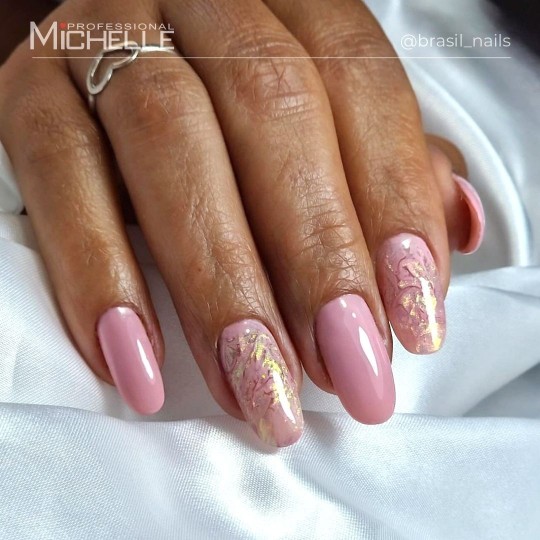 Vernis à ongles semi-permanent couleur Michellenails PRETTY Gel Semi-permanent Colour - 222 2