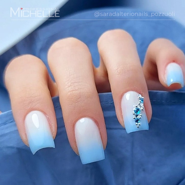 Decorazione Cristalli Strass H220 Azzurro Riflessi Blu