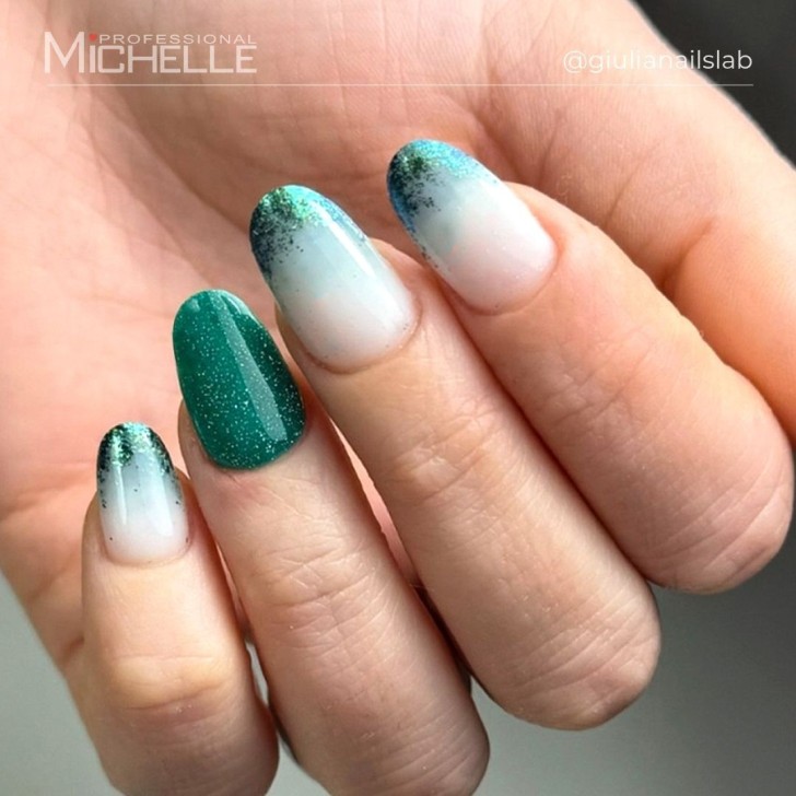 Smalto Disco Glitter Semipermanente - Verde 05