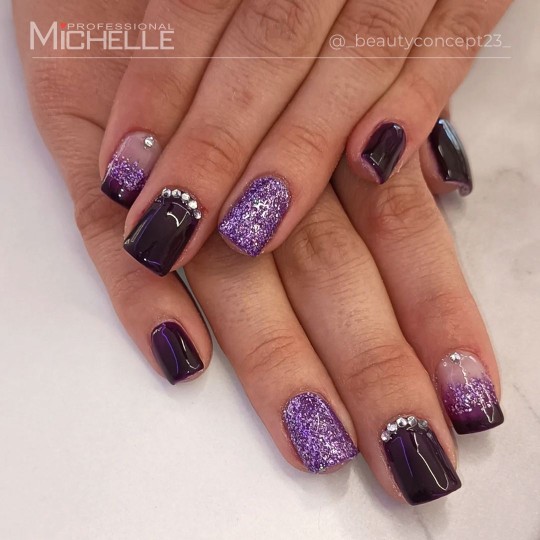 semi-permanent nail polish color Michellenails PRETTY Platinum Semi-permanent Colour - 13PL 2