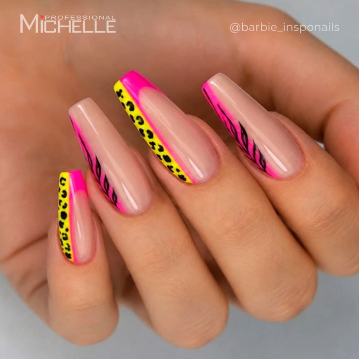Cube Semi-permanent - Fuchsia Fluo 079