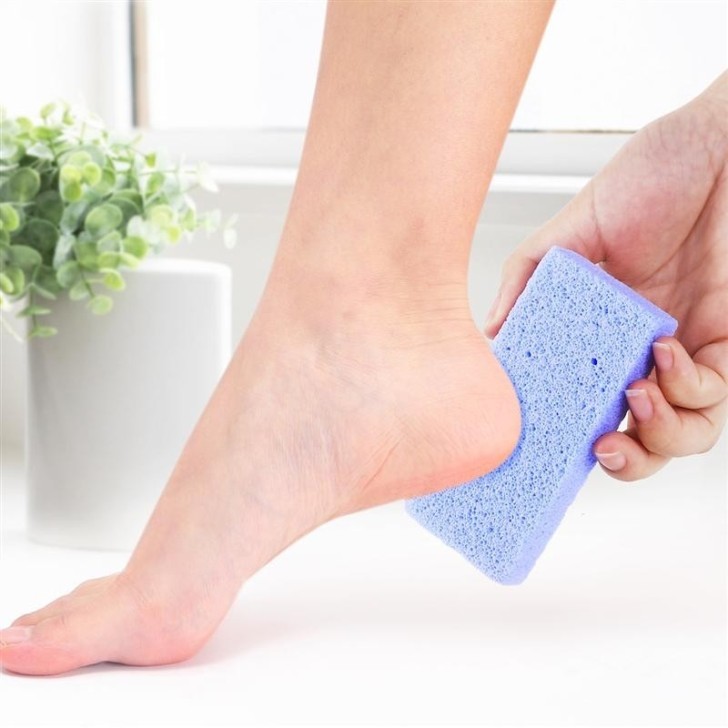 aesthetic pedicure PUMICE SPONGE Pedicure